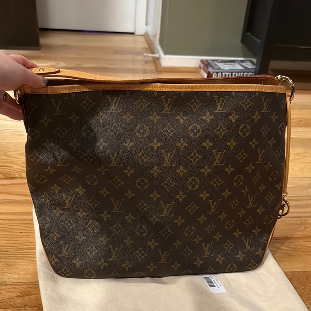 Authentic Louis Vuitton delightful MM discontinued